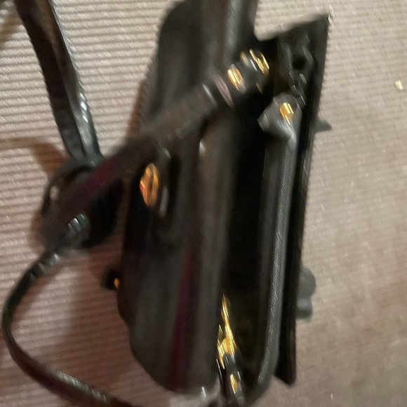 Cowhide leather multi-sectioned crossbody wallet - Picture 3 of 5